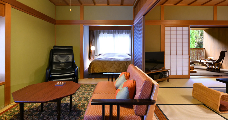 Japanese western style suite room with open air bath