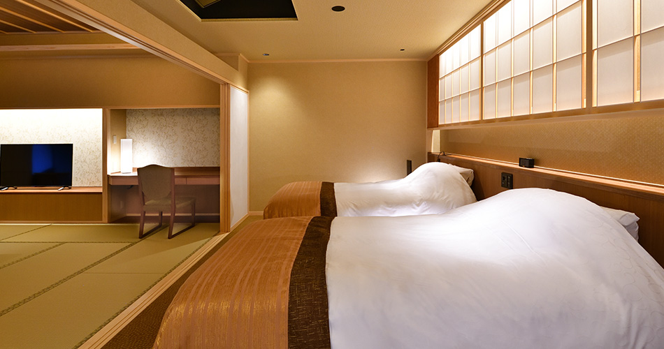 Semi suite with open air bath